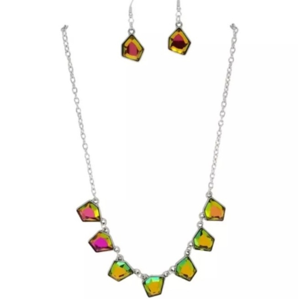 Paparazzi Vibrant Jewel-Toned Necklace Set Experimental Edge - Multi Oil Spill